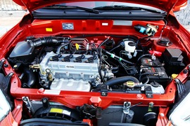 试驾天津一汽夏利N7