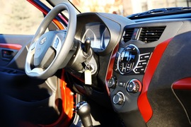 试驾天津一汽夏利N7