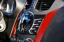 试驾天津一汽夏利N7