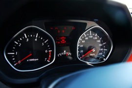 试驾天津一汽夏利N7