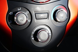 试驾天津一汽夏利N7