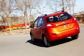 试驾天津一汽夏利N7