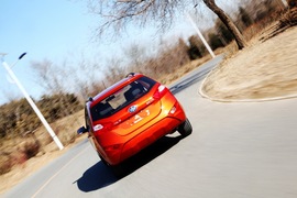 试驾天津一汽夏利N7