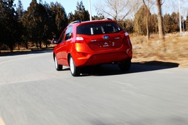 试驾天津一汽夏利N7