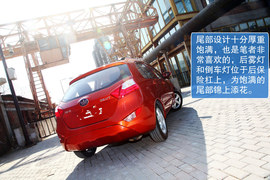 试驾天津一汽夏利N7