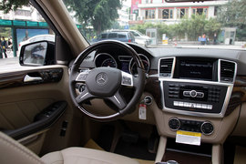 2013款奔驰GL35O柴油尊享型