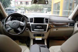 2013款奔驰GL35O柴油尊享型