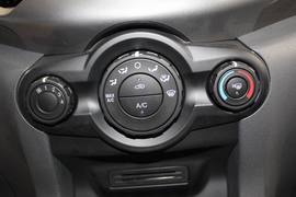 2013款长安福特翼搏1.5L