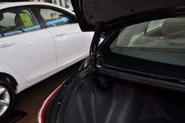2013款吉利帝豪EC715手动进取型