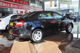 2013款吉利帝豪EC7