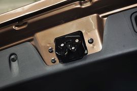 2013款英伦汽车SX720手动精英型