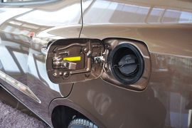 2013款英伦汽车SX720手动精英型