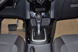 2013款福特翼搏1.5L自动风尚型