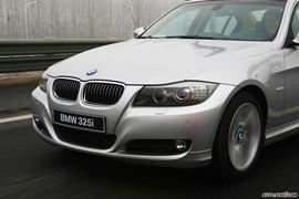 09款新BMW3系动态