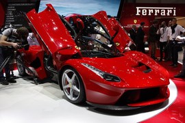 法拉利LaFerrari日内瓦车展实拍