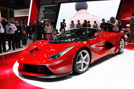 法拉利LaFerrari日内瓦车展实拍