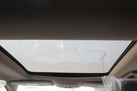 2012款锐界2.0T精锐天窗版内饰