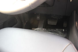 2012款锐界2.0T精锐天窗版内饰