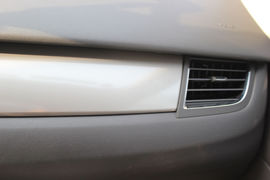 2012款锐界2.0T精锐天窗版内饰