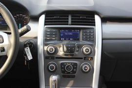 2012款锐界2.0T精锐天窗版内饰