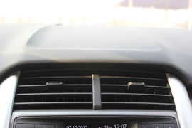 2012款锐界2.0T精锐天窗版内饰