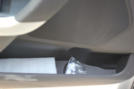 2012款锐界2.0T精锐天窗版内饰