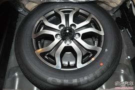 2013款现代途胜2.0L自动两驱舒适型