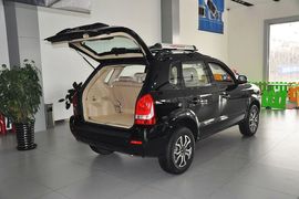 2013款现代途胜2.0L自动两驱舒适型