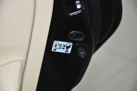 2013款现代途胜2.0L自动两驱舒适型
