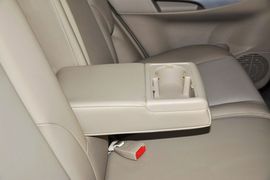 2013款现代途胜2.0L自动两驱舒适型
