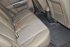 2013款现代途胜2.0L自动两驱舒适型