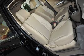 2013款现代途胜2.0L自动两驱舒适型