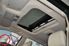 2013款现代途胜2.0L自动两驱舒适型