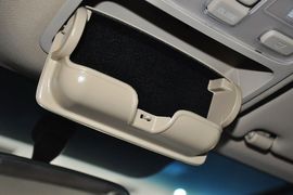 2013款现代途胜2.0L自动两驱舒适型