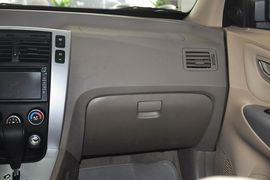2013款现代途胜2.0L自动两驱舒适型