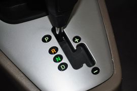 2013款现代途胜2.0L自动两驱舒适型