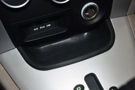 2013款现代途胜2.0L自动两驱舒适型