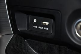 2013款现代途胜2.0L自动两驱舒适型