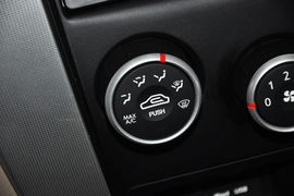 2013款现代途胜2.0L自动两驱舒适型