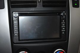 2013款现代途胜2.0L自动两驱舒适型