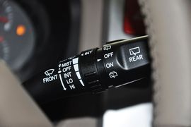 2013款现代途胜2.0L自动两驱舒适型
