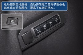 2013款福特探险者3.5L