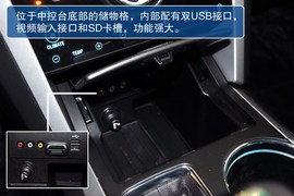 2013款福特探险者3.5L