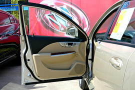 2013款别克凯越1.5L