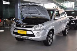 2013款现代途胜2.0L手动两驱时尚型