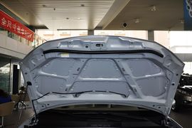 2013款现代途胜2.0L手动两驱时尚型