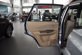 2013款现代途胜2.0L手动两驱时尚型