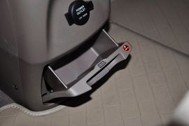 2013款现代途胜2.0L手动两驱时尚型