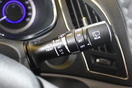 图解2013江淮瑞风S5