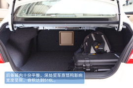 2013款新世代天籁试驾